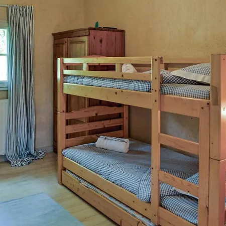 Holiday home 5 Bedroom Gorgeous In St, Martin Des Combes
